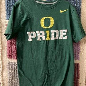 Green Oregon ducks pride t-shirt size s men’s
